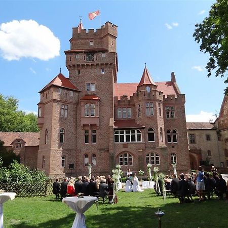 Schloss Altenhausen Luaran gambar